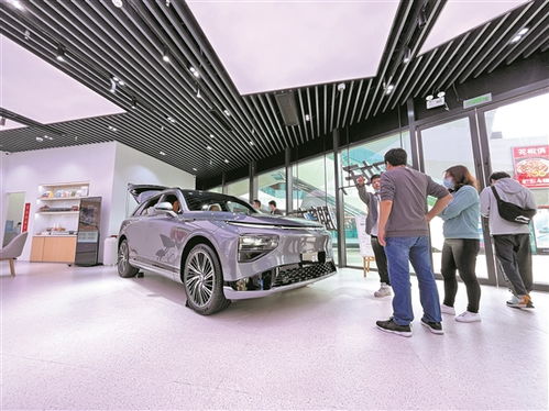 羊城晚報 廣州新能源車購車補貼落地，最高1萬元助力綠色出行，汽車零配件零售迎新機遇